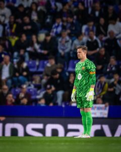 Masa Depan Ter Stegen Terancam: Joan García Jadi Prioritas Barcelona