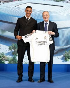 Resmi: Trent Alexander-Arnold Gabung Real Madrid

