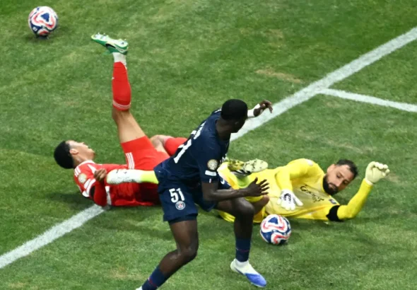 Musiala Cedera Parah Usai Tabrakan dengan Donnarumma, Bayern Terpukul