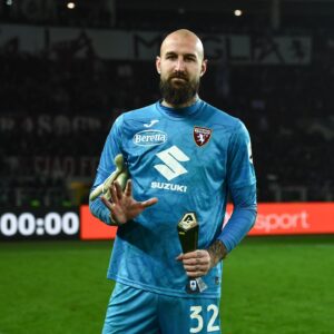 Napoli Tambah Kekuatan! Vanja Resmi Gabung dari Torino