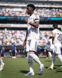 Manchester United Incar Tchouaméni, Madrid Tegas Menolak