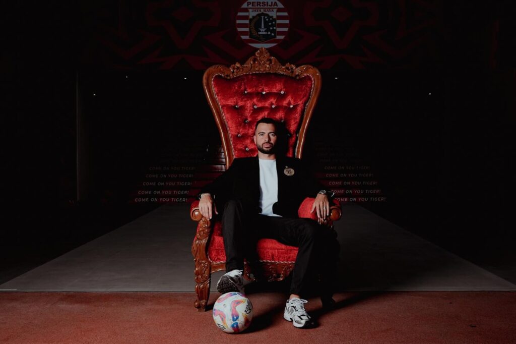 Resmi: Persija Jakarta Kontrak Jordi Amat Selama Dua Tahun