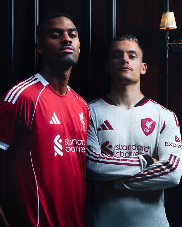 Adidas Comeback! The Reds Luncurkan Jersey Baru Musim 2025/26